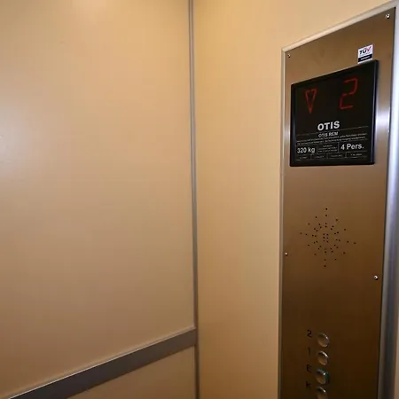 Richi S Kitz Blick 21 *